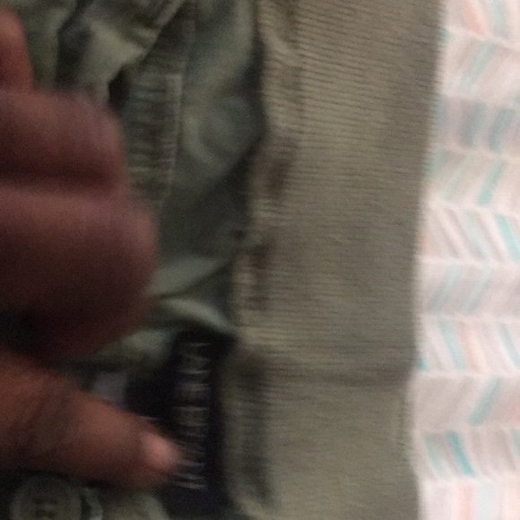 Olive green shorts - Picture 4 of 6